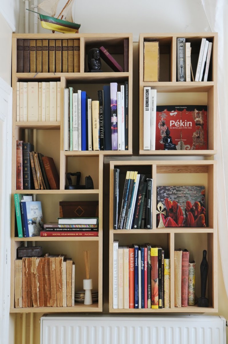 Modules indépendants en latté chêne. Fixation invisible.